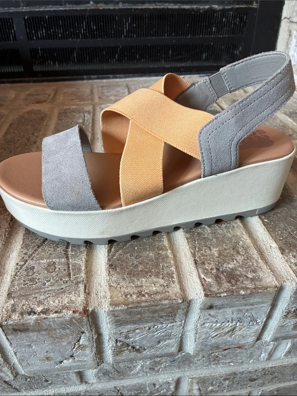 Sorel Women's Cameron Flatform Slingback Sandals—like new